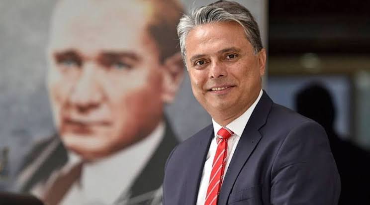 Antalya Muratpaşa Belediye Başkanı Ümit Uysal CHP’deki İhraçlara Tepki Gösterdi!